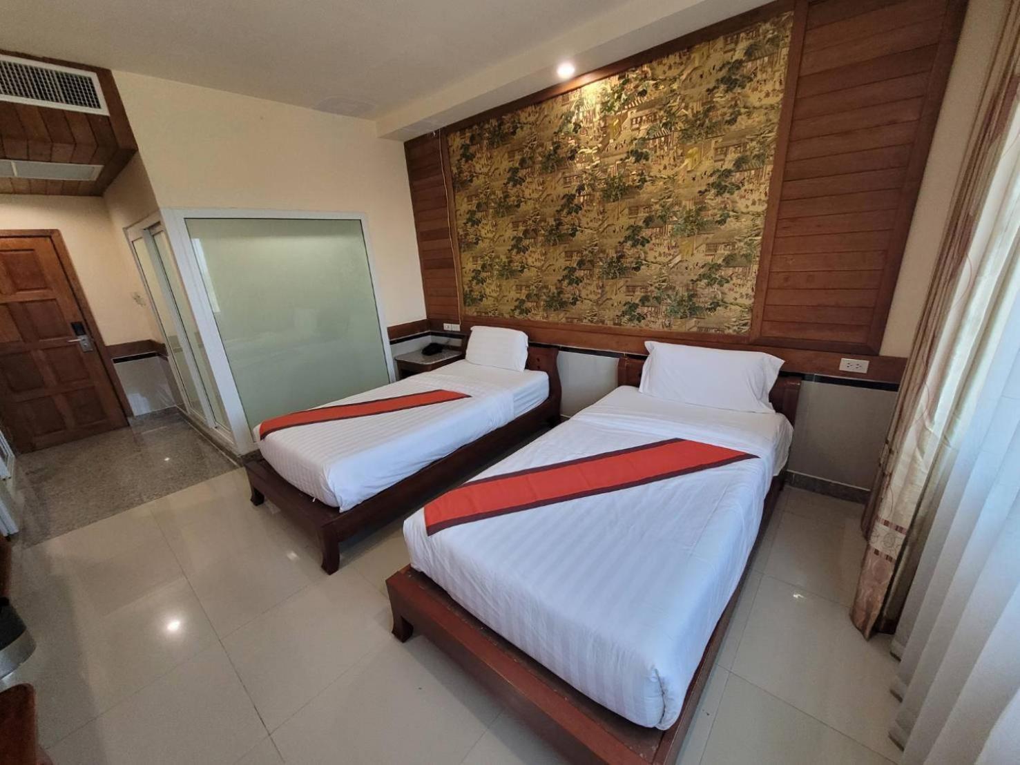 Ease Jomtien Hotel מראה חיצוני תמונה