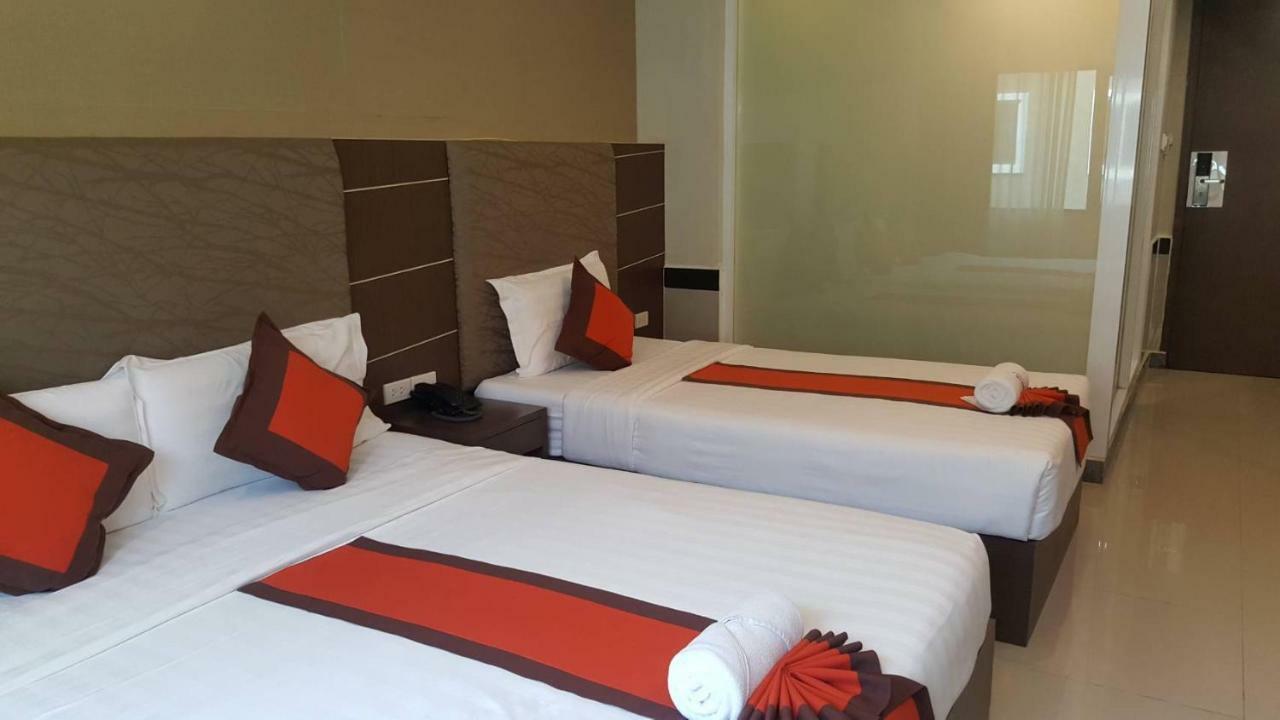 Ease Jomtien Hotel מראה חיצוני תמונה